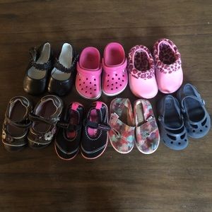 Toddler shoes - 7 pairs of size 5